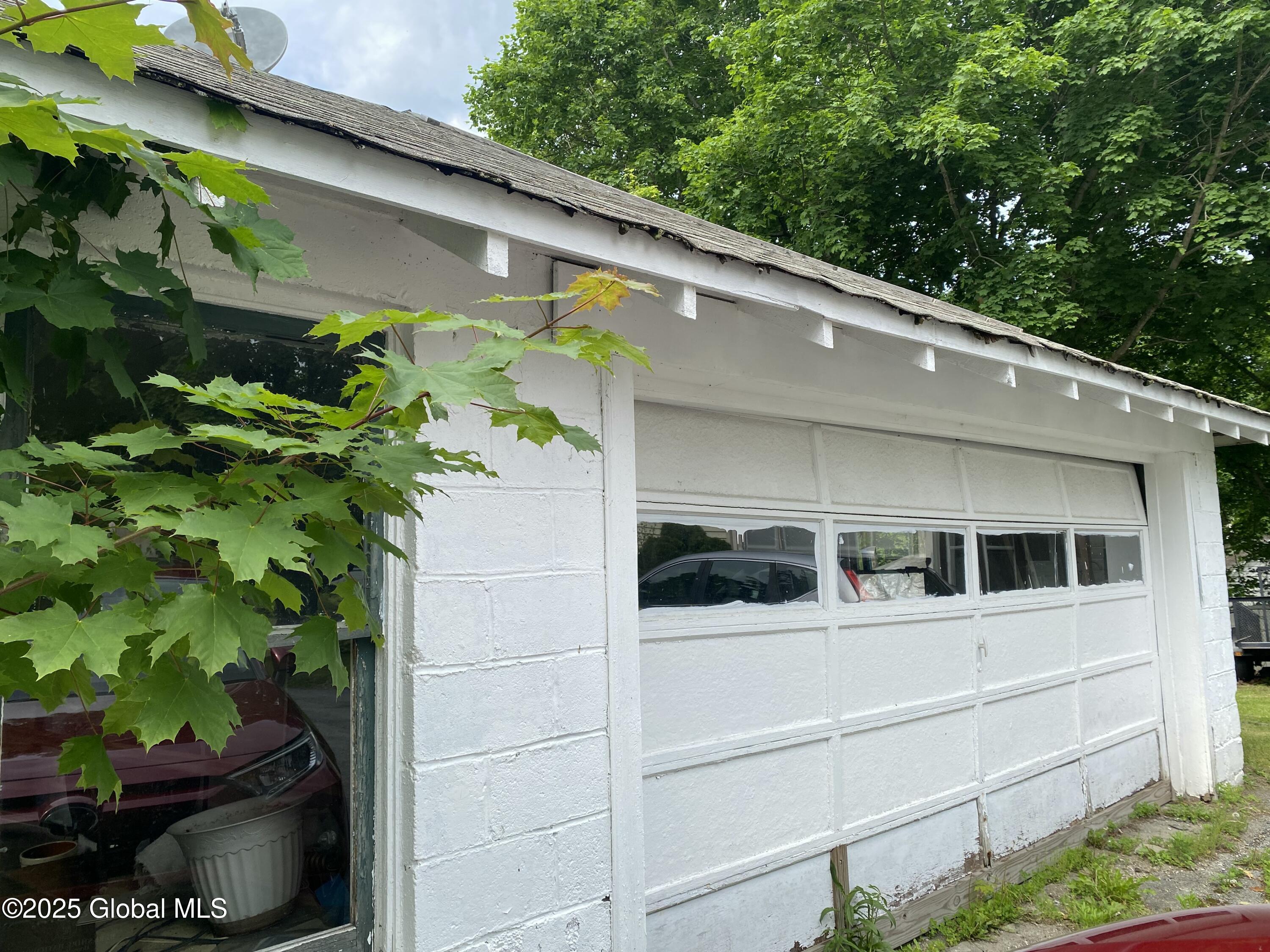 3909 Highway 67 Hoosick, NY 12057 - Photo 6 of 55 IMG_2991 2