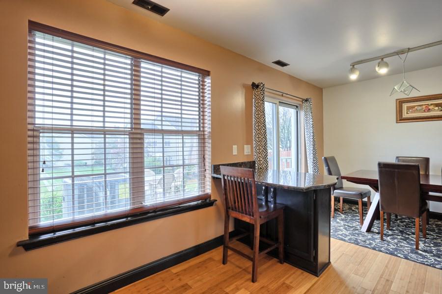 5449 Pond Road Harrisburg, PA 17111 - Photo 11 of 25 Gallery Image 11