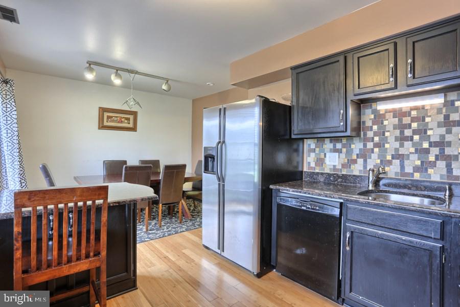 5449 Pond Road Harrisburg, PA 17111 - Photo 10 of 25 Gallery Image 10