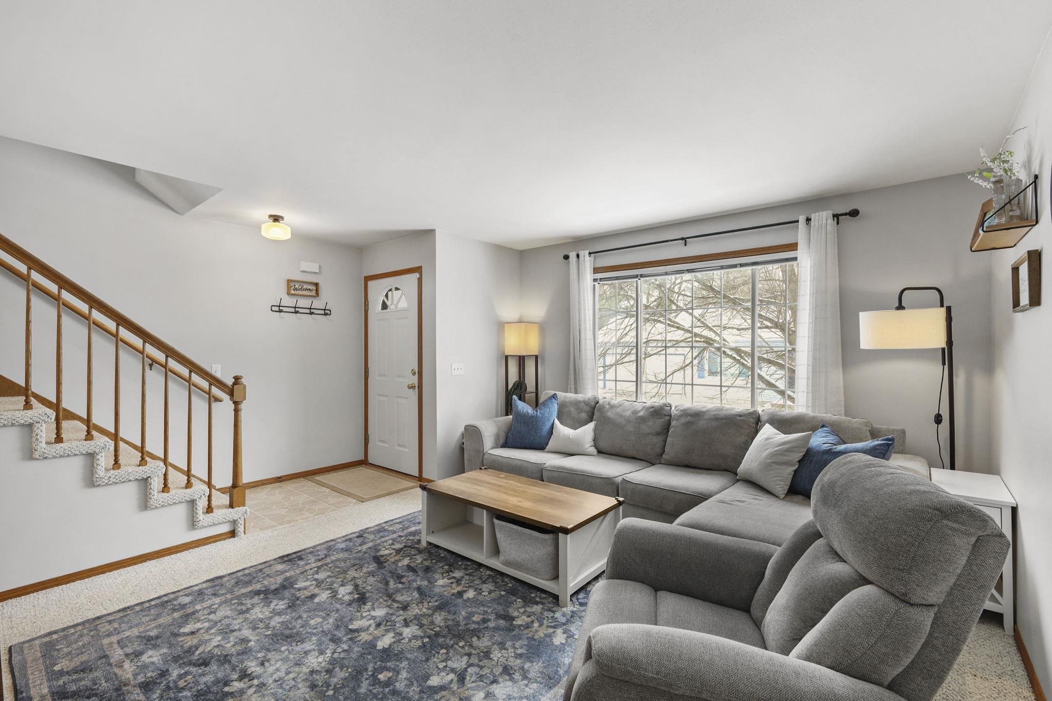 5121 Ridge Oak Drive Madison, WI 53704 - Photo 8 of 40