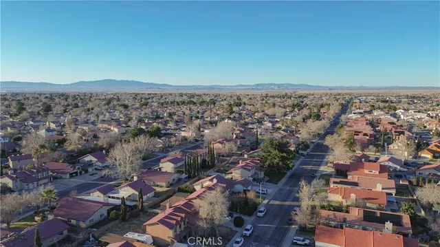 $2,995 | 43642 17th Street East, Lancaster, CA 93535