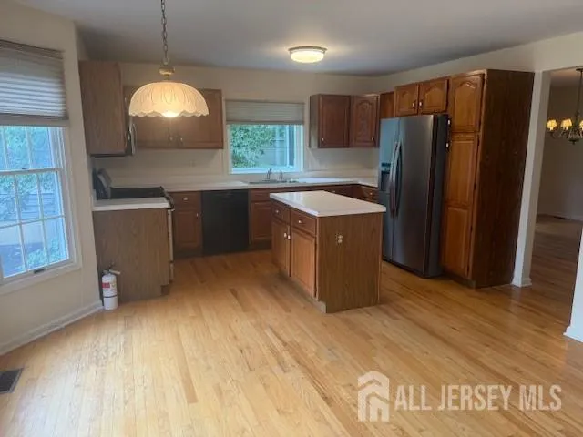 $769,900 | 1 Cranberry Court, Princeton, NJ 08540