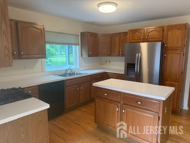 $769,900 | 1 Cranberry Court, Princeton, NJ 08540