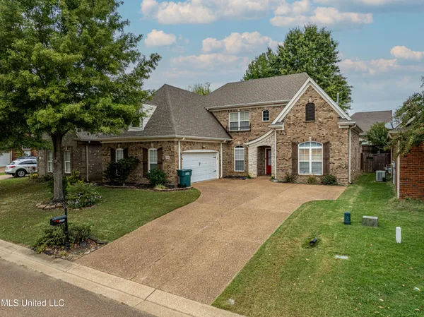 $359,500 | 2920 Keeley Cove, Southaven, MS 38671