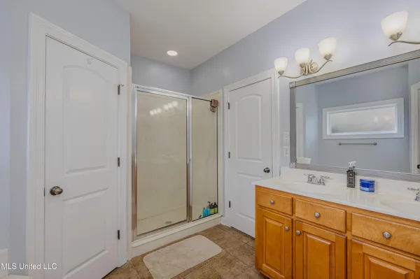 $359,500 | 2920 Keeley Cove, Southaven, MS 38671