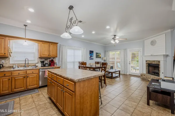 $359,500 | 2920 Keeley Cove, Southaven, MS 38671