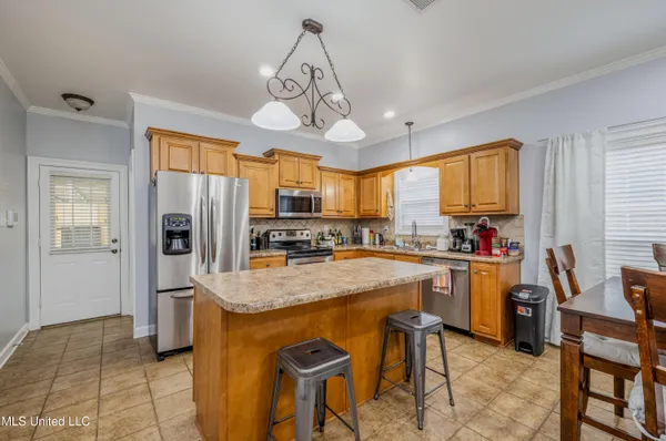 $359,500 | 2920 Keeley Cove, Southaven, MS 38671