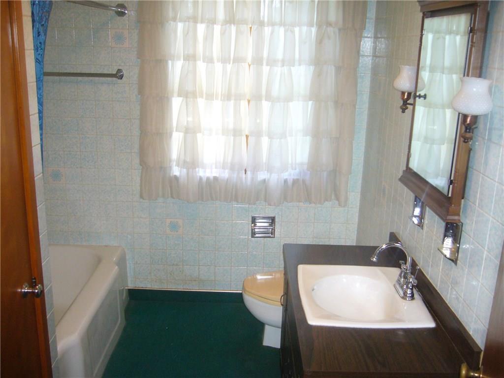 2905 Brodhead Road Aliquippa, PA 15001 - Photo 9 of 14 Main full bath with linen closet, additional full bath in lower level.