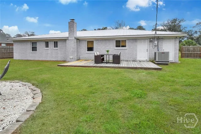 $3,000 | 1015 Reita Street, Savannah, GA 31410