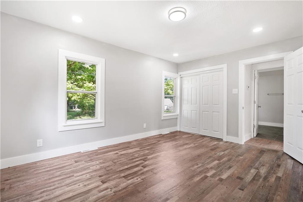 1750 Brodhead Road Coraopolis, PA 15108 - Photo 3 of 23