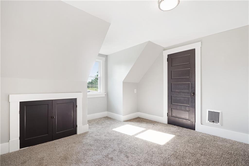 1750 Brodhead Road Coraopolis, PA 15108 - Photo 5 of 23