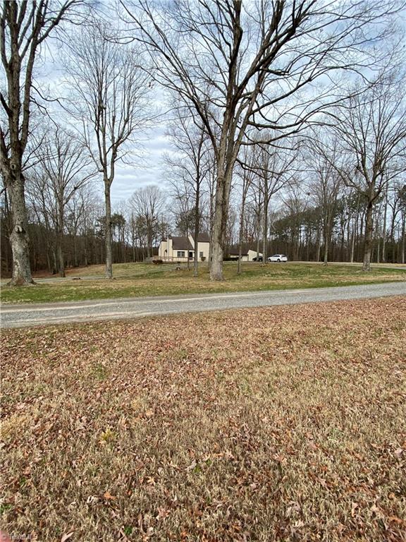 304 Trinity Church Road King, NC 27021 - Photo 4 of 30
