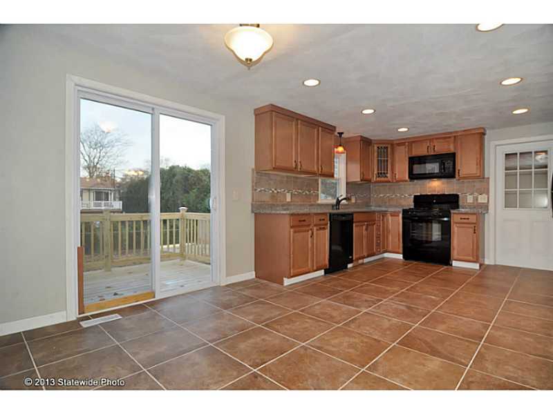 22 Anoka Road Warwick, RI 02889 - Photo 1 of 25 Kitchen.