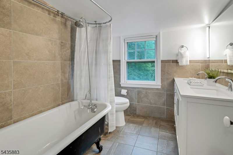 89 Beechwood Road Summit, NJ 07901 - Photo 29 of 45