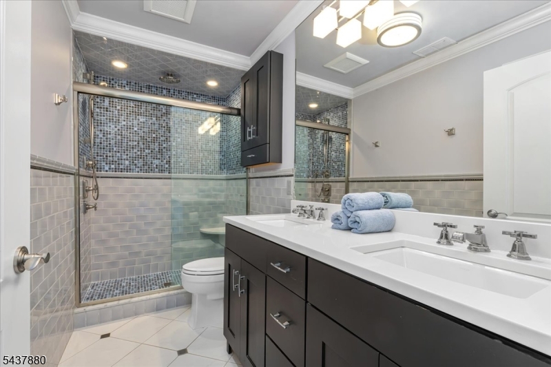6 Barnstable Road Berkeley Heights, NJ 07922 - Photo 29 of 48