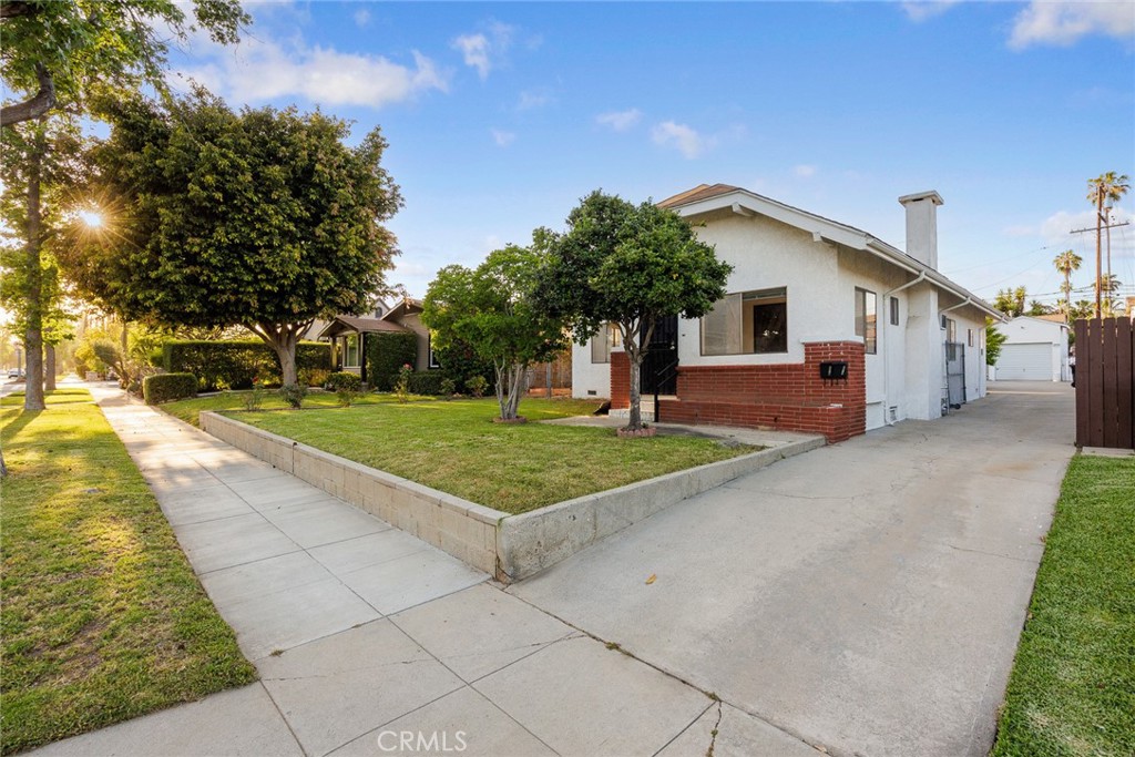 2517 Birch Street Alhambra, CA 91801 - Photo 4 of 57