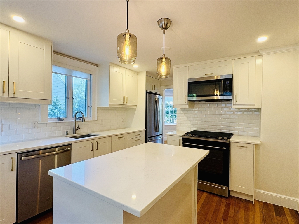 308 Webster Street Needham, MA 02494 - Photo 10 of 30 Gallery Image 10