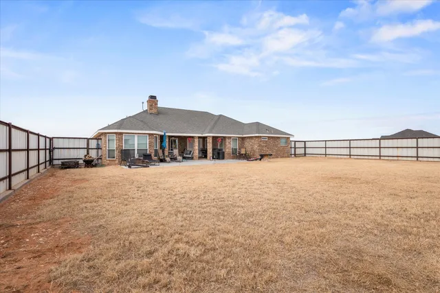 $375,000 | 111 County Road 101 East, Seminole, TX 79360