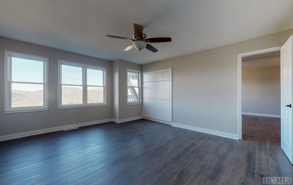 142 Eagle Ridge Road, Unit 2303 Sapphire, NC 28774 - Photo 13 of 37 Gallery Image 13