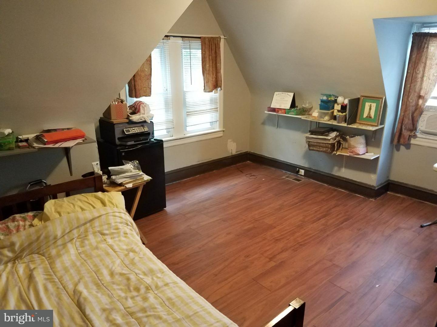 5304 Gainor Road Philadelphia, PA 19131 - Photo 14 of 17 Gallery Image 14