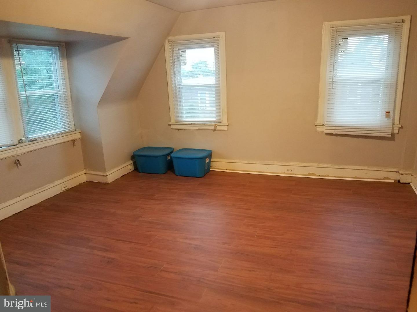 5304 Gainor Road Philadelphia, PA 19131 - Photo 15 of 17 Gallery Image 15