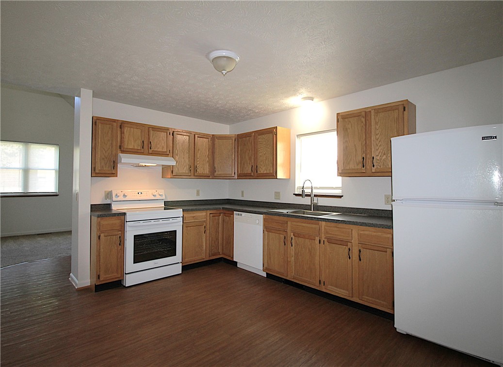 14 Whalin Street Rochester, NY 14620 - Photo 8 of 15