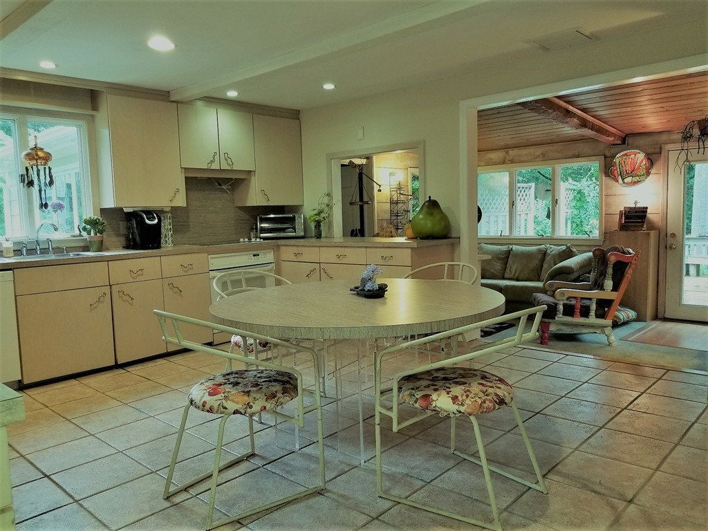 13 Partridge Hill Road Andover, MA 01810 - Photo 15 of 30 Gallery Image 15