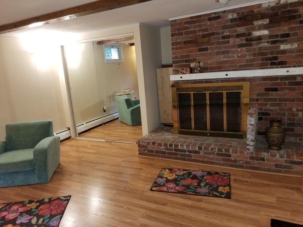 13 Partridge Hill Road Andover, MA 01810 - Photo 4 of 30 Gallery Image 4