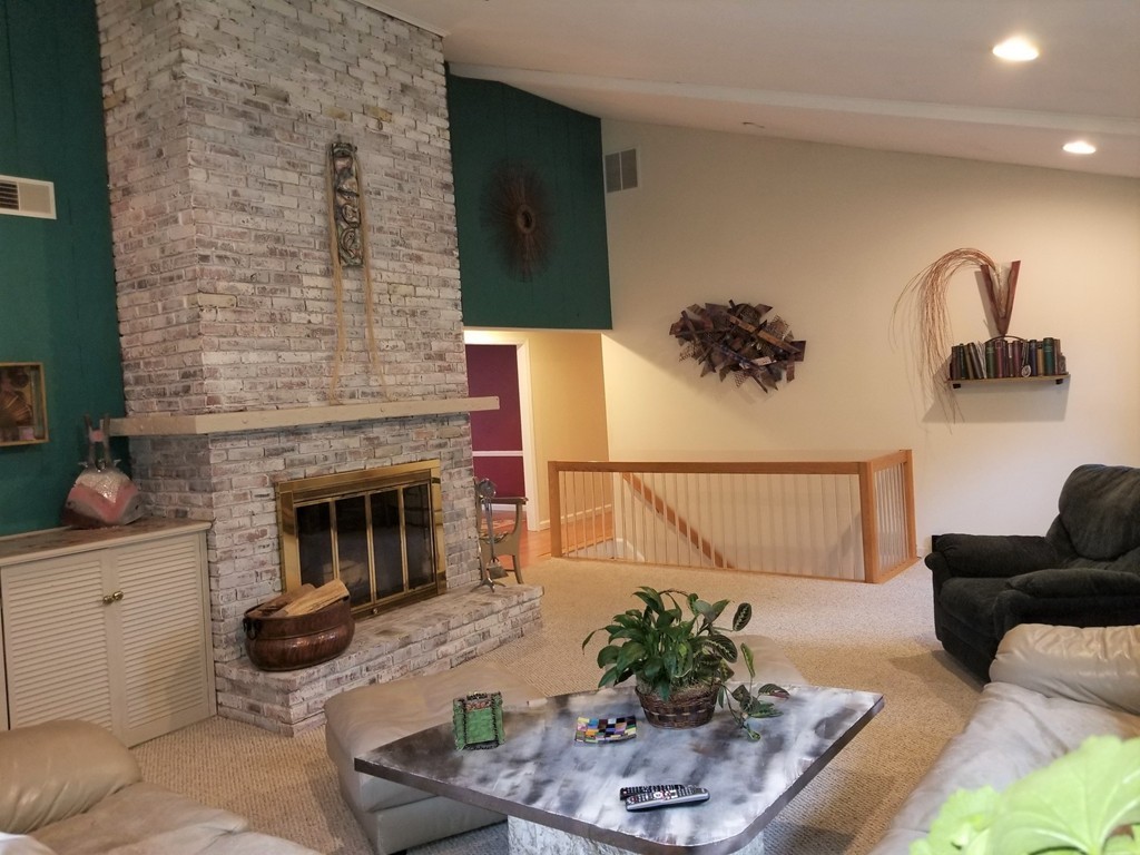 13 Partridge Hill Road Andover, MA 01810 - Photo 9 of 30 Gallery Image 9