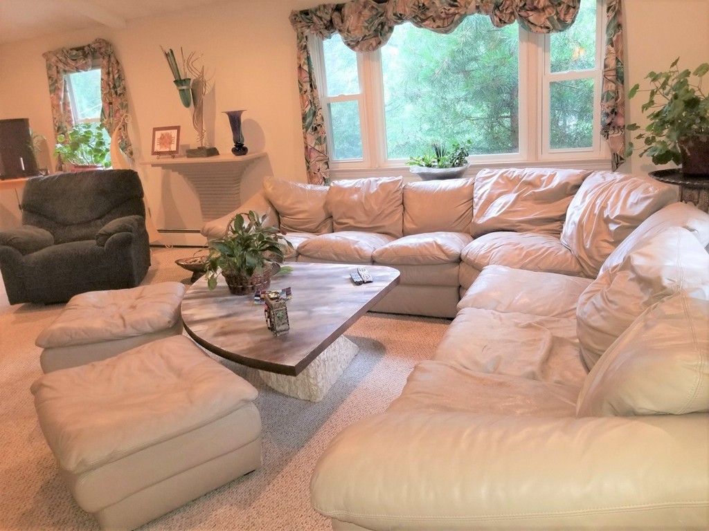 13 Partridge Hill Road Andover, MA 01810 - Photo 10 of 30 Gallery Image 10