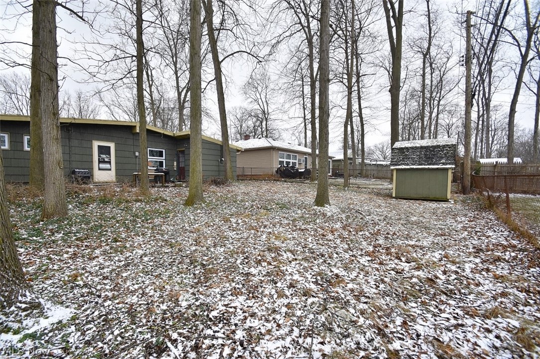 6396 Springwood Road Parma Heights, OH 44130 - Photo 21 of 22 Large yard with plenty of room for BBQs!