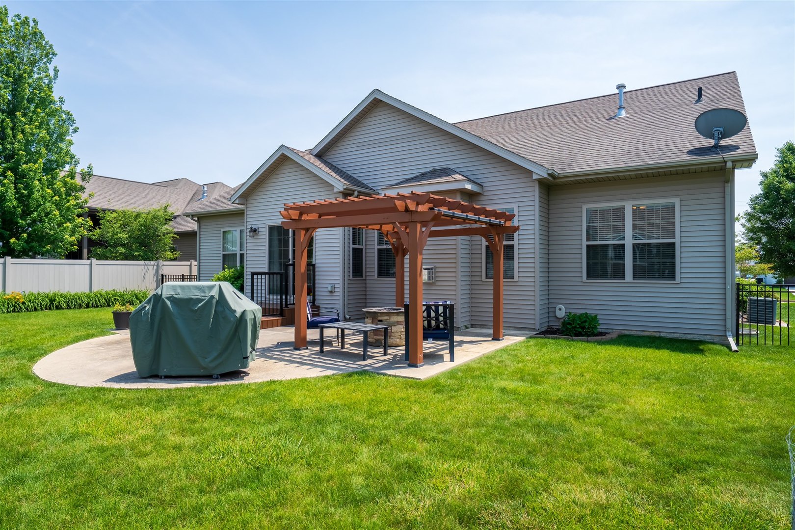 1720 Eide Road Bloomington, IL 61704 - Photo 31 of 35