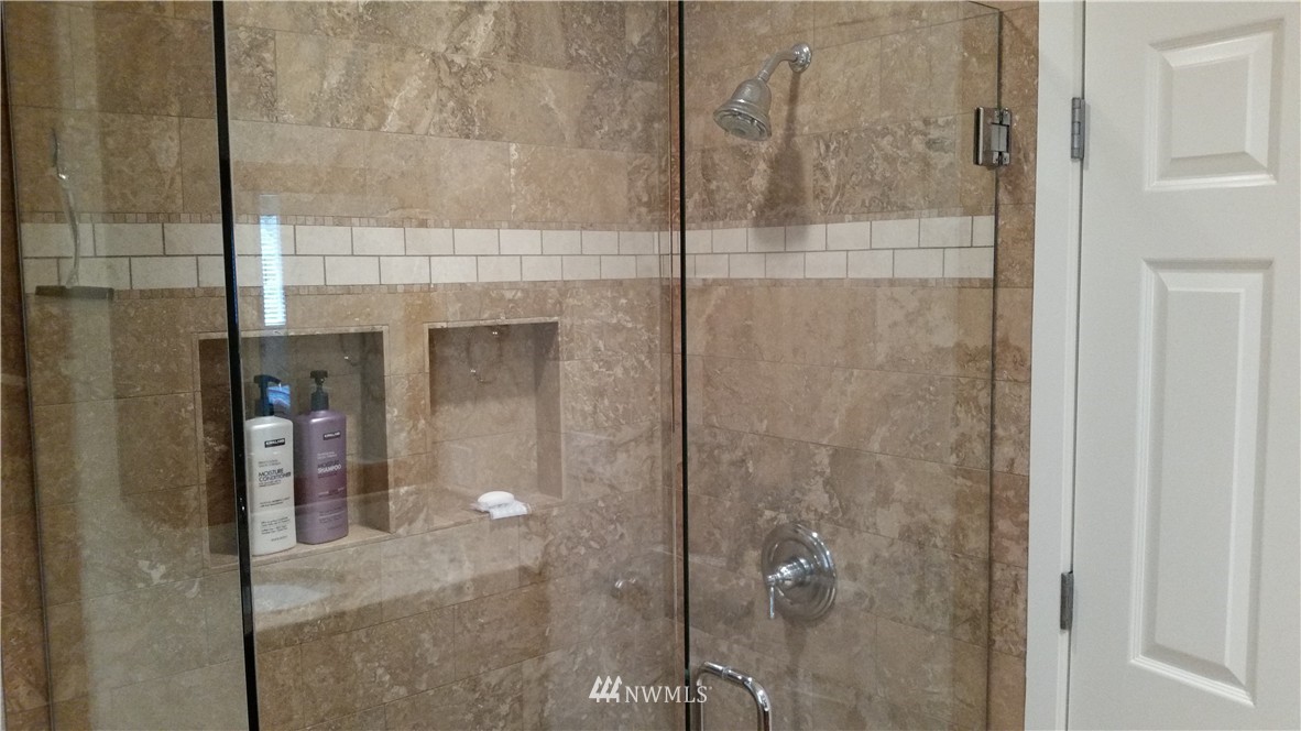 4808 151st Street Southwest Edmonds, WA 98026 - Photo 14 of 24 Gallery Image 14