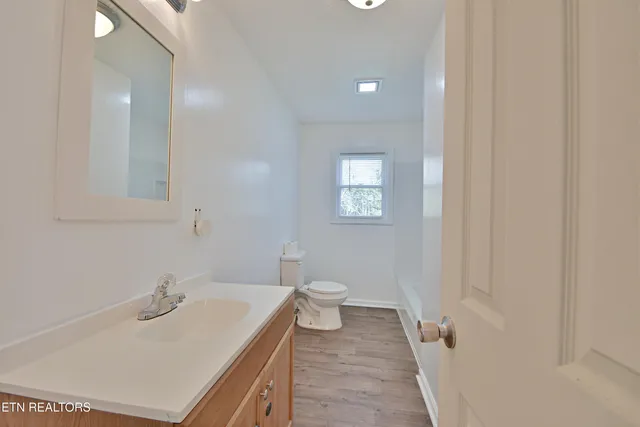 $259,000 | 165 Gamble Drive, Jacksboro, TN 37757