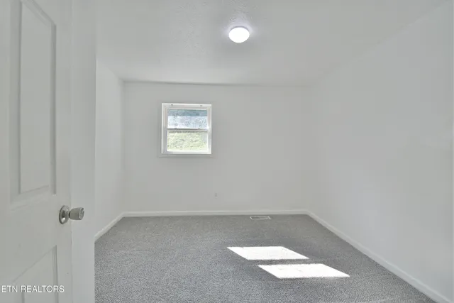 $259,000 | 165 Gamble Drive, Jacksboro, TN 37757