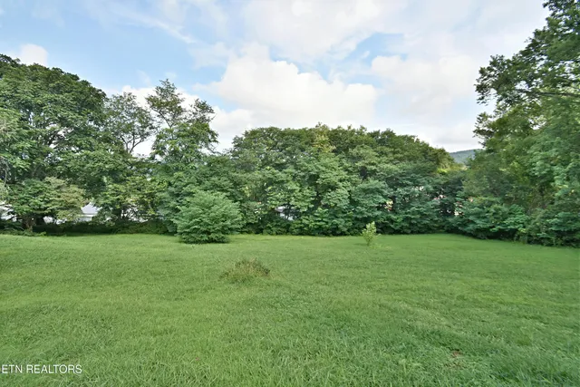 $259,000 | 165 Gamble Drive, Jacksboro, TN 37757