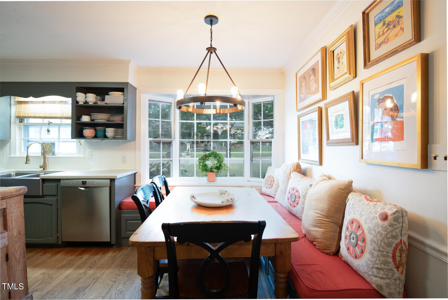 2800 Churchill Road Raleigh, NC 27607 - Photo 11 of 48 Kitchen Banquette