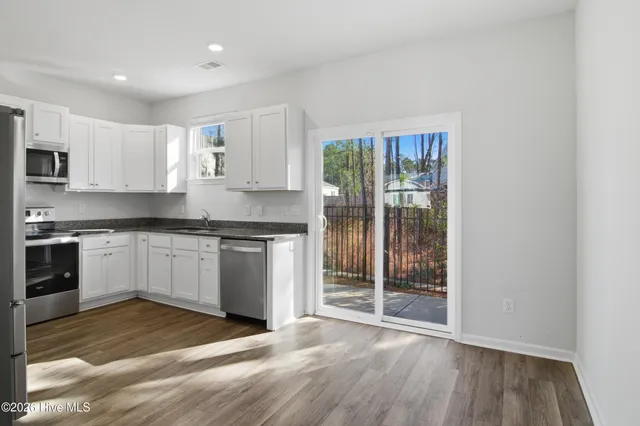 $299,000 | 1550 Murre Court Southeast, Bolivia, NC 28422