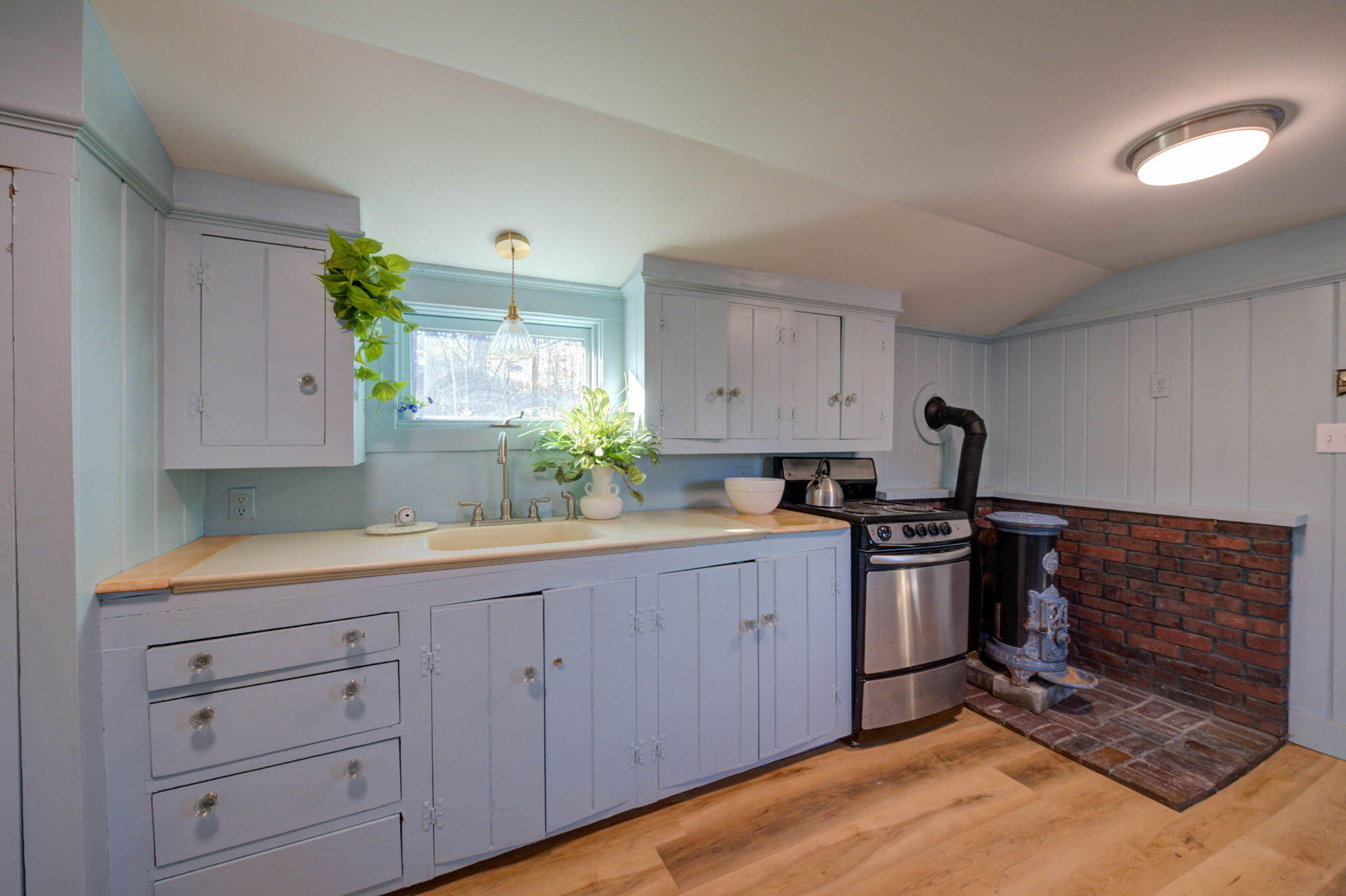 117 King Hill Road South Paris, ME 04281 - Photo 11 of 38 16-web-or-mls-pic-16