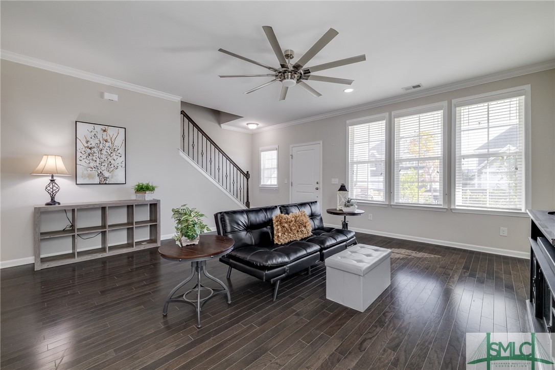 110 Baynard Street Pooler, GA 31322 - Photo 5 of 44 Wide staircase!
