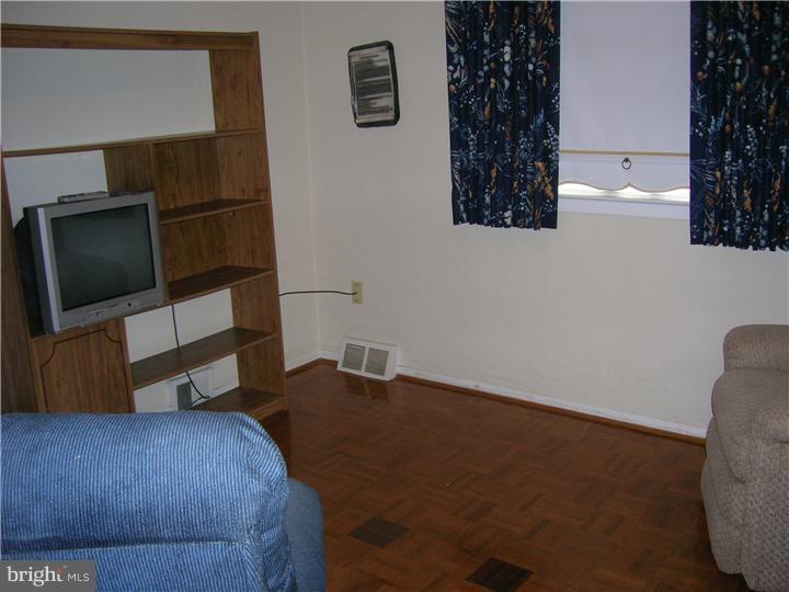 8840 Blue Grass Road Philadelphia, PA 19152 - Photo 14 of 22 Bedroom 2
