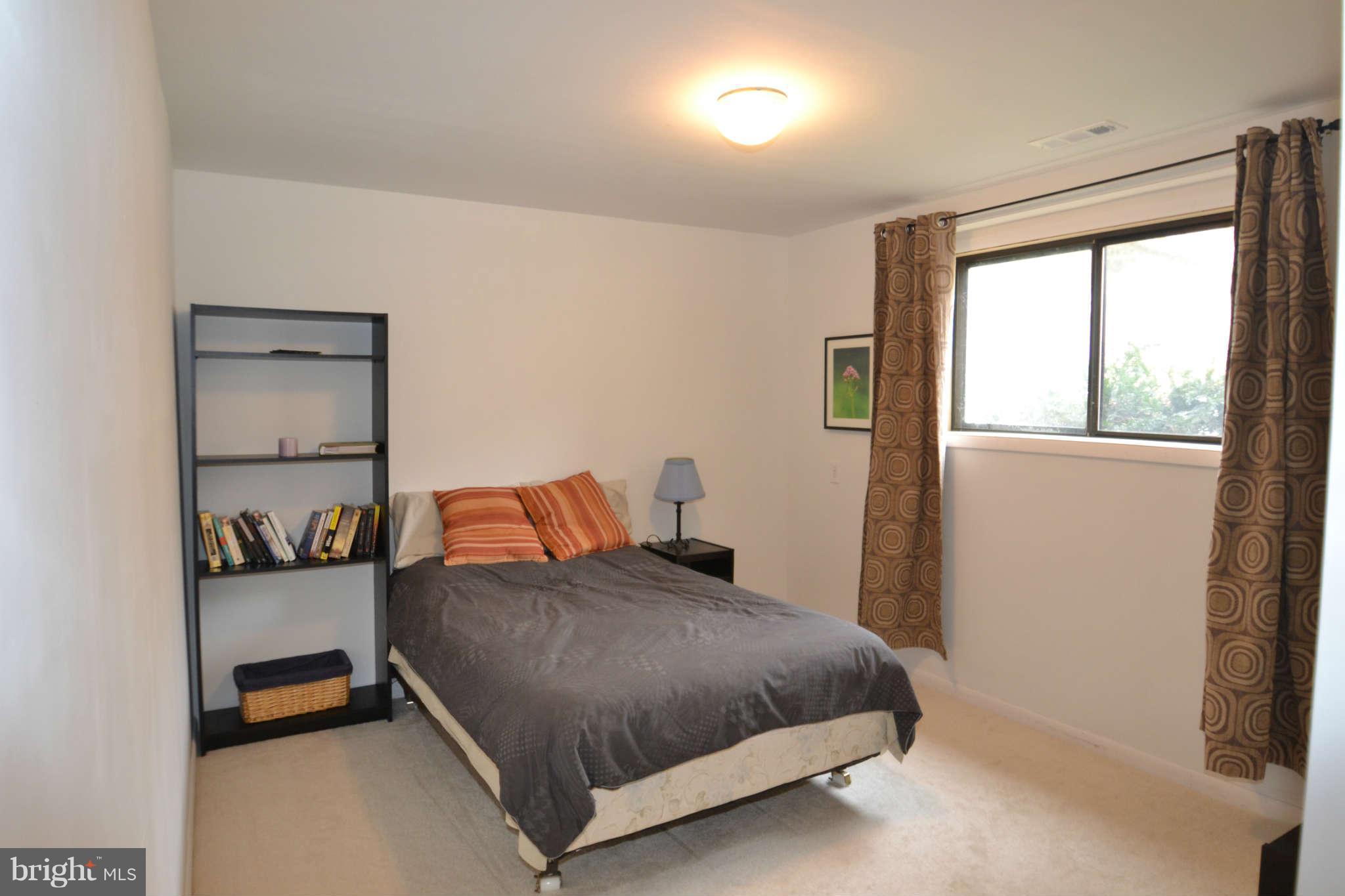 9245 Bellbeck Road Baltimore, MD 21234 - Photo 20 of 23 Bedroom