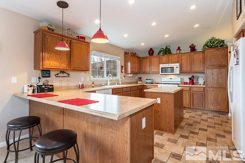 18210 Cedar View Drive Reno, NV 89508 - Photo 7 of 17 Photo 7