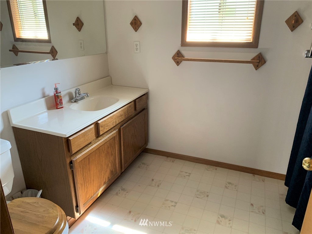 23 A Golden Road Oroville, WA 98844 - Photo 10 of 18 Gallery Image 10