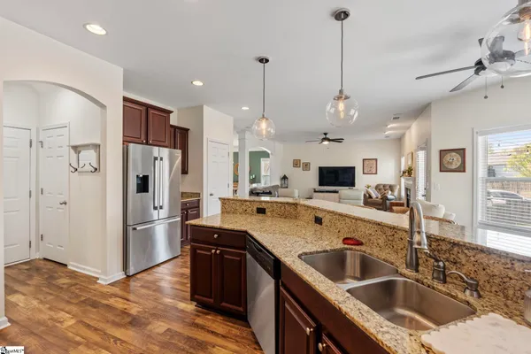 $465,000 | 208 Clairhill Court, Simpsonville, SC 29680