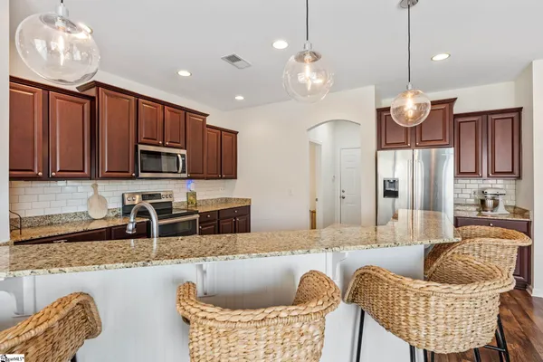 $465,000 | 208 Clairhill Court, Simpsonville, SC 29680