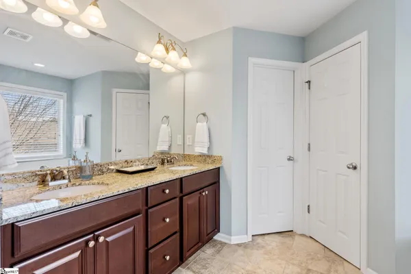 $465,000 | 208 Clairhill Court, Simpsonville, SC 29680