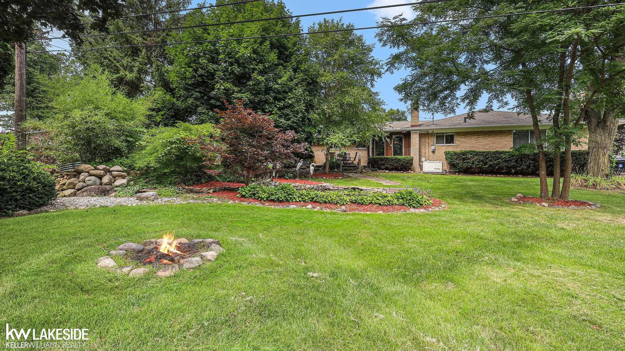 185 Montmorency Road Rochester Hills, MI 48307 - Photo 23 of 26
