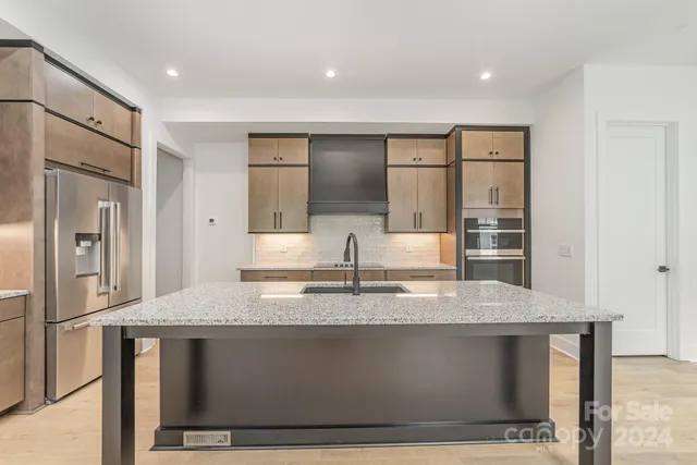 $849,000 | 2112 Kirkwood Avenue, Charlotte, NC 28203