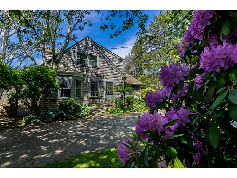 1809 Main Road Westport, MA 02791 - Photo 1 of 18 Exterior Front.